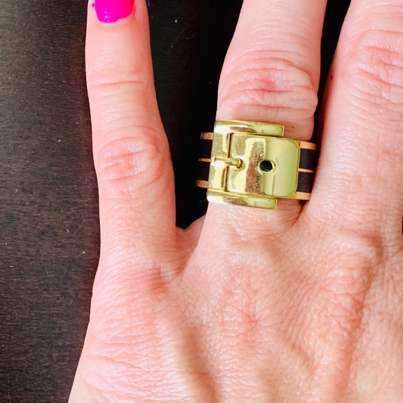 Michael Kors belt rings - Picture 7 of 7